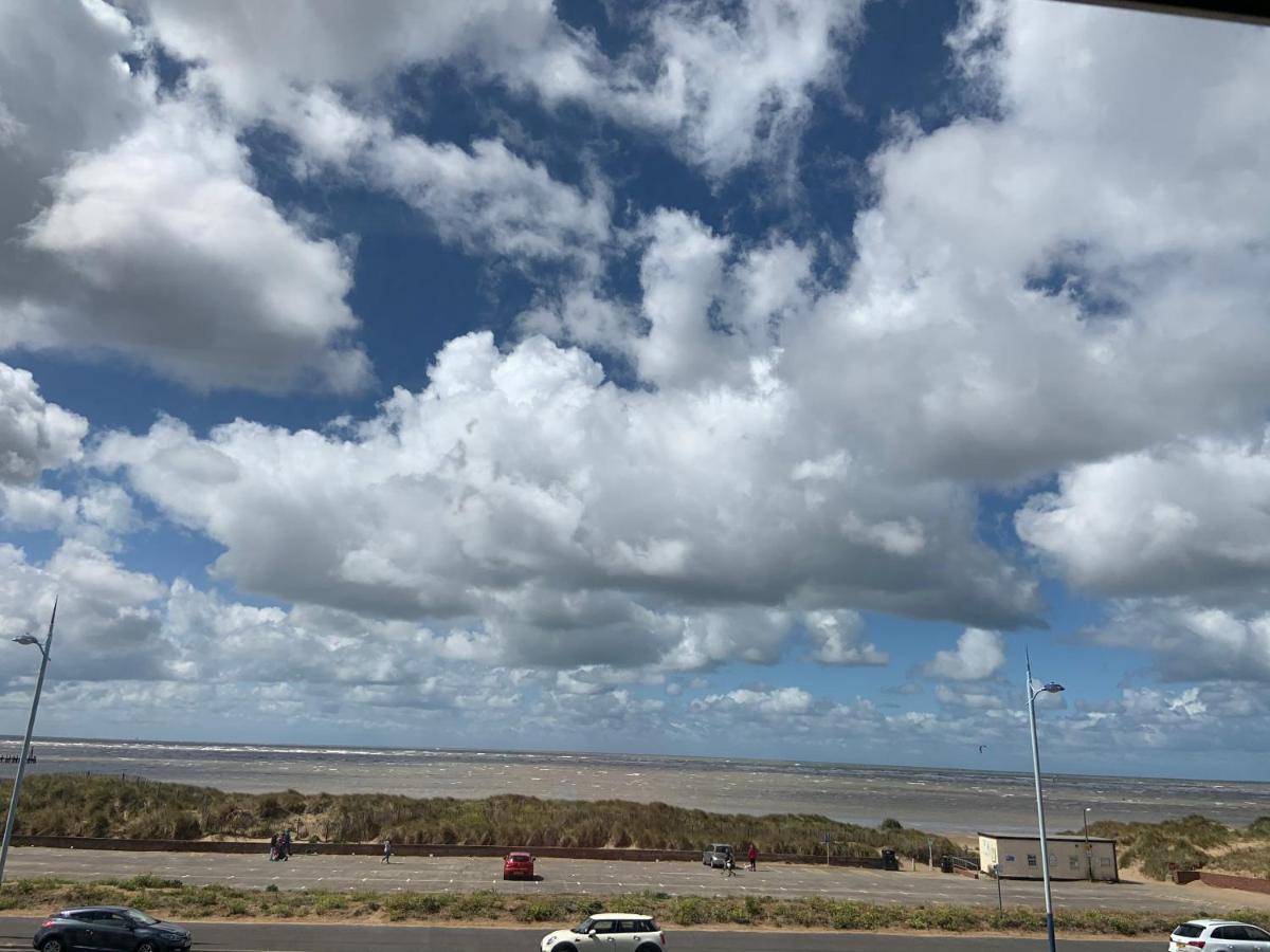 Beach View - Amazing Sea Views Lytham St Annes Eksteriør billede